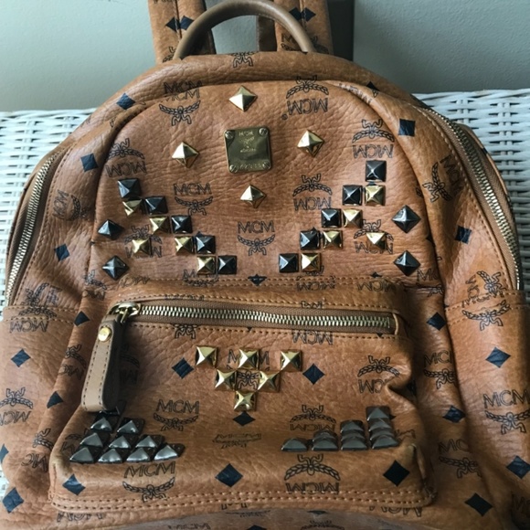 Authentic MCM Backpack Vicetos Studded M main image 4